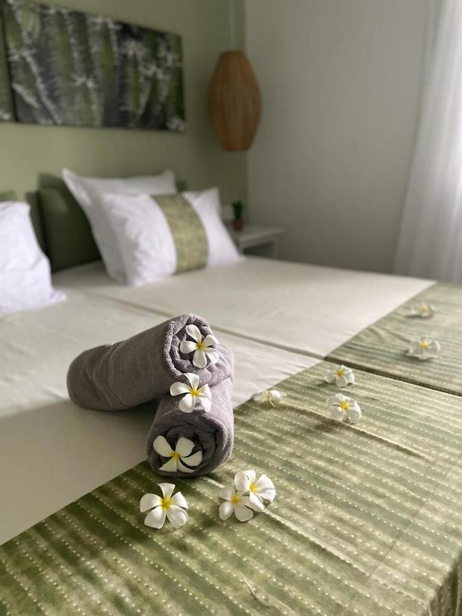 Luxury Modern Apartment - Excellent Location 50M From The Beach, Restaurants, Bars, Shops Flic-en-Flacq Exteriör bild